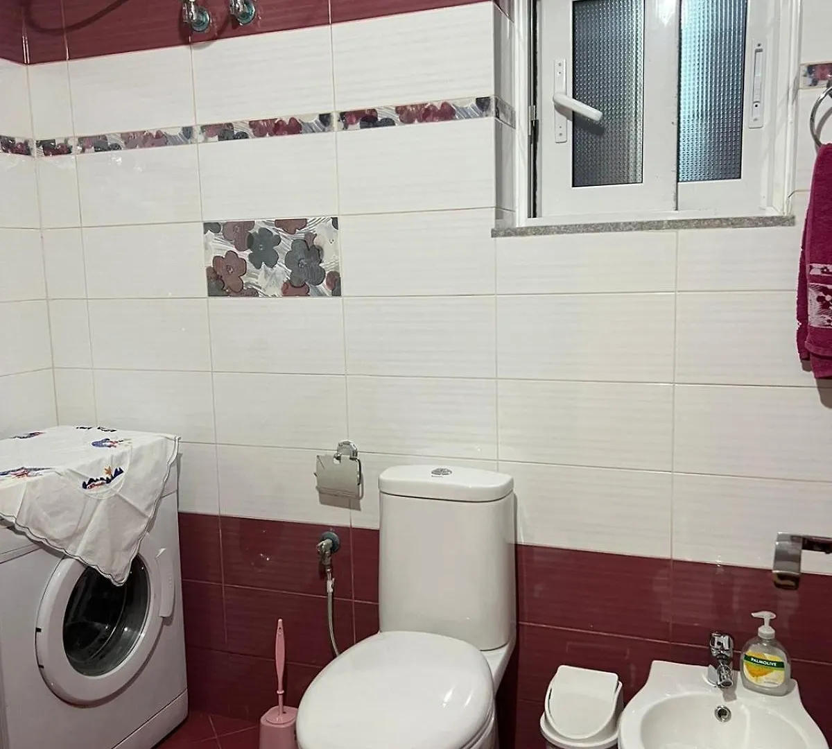 Hermes Apartment Gjirokastër 0*,