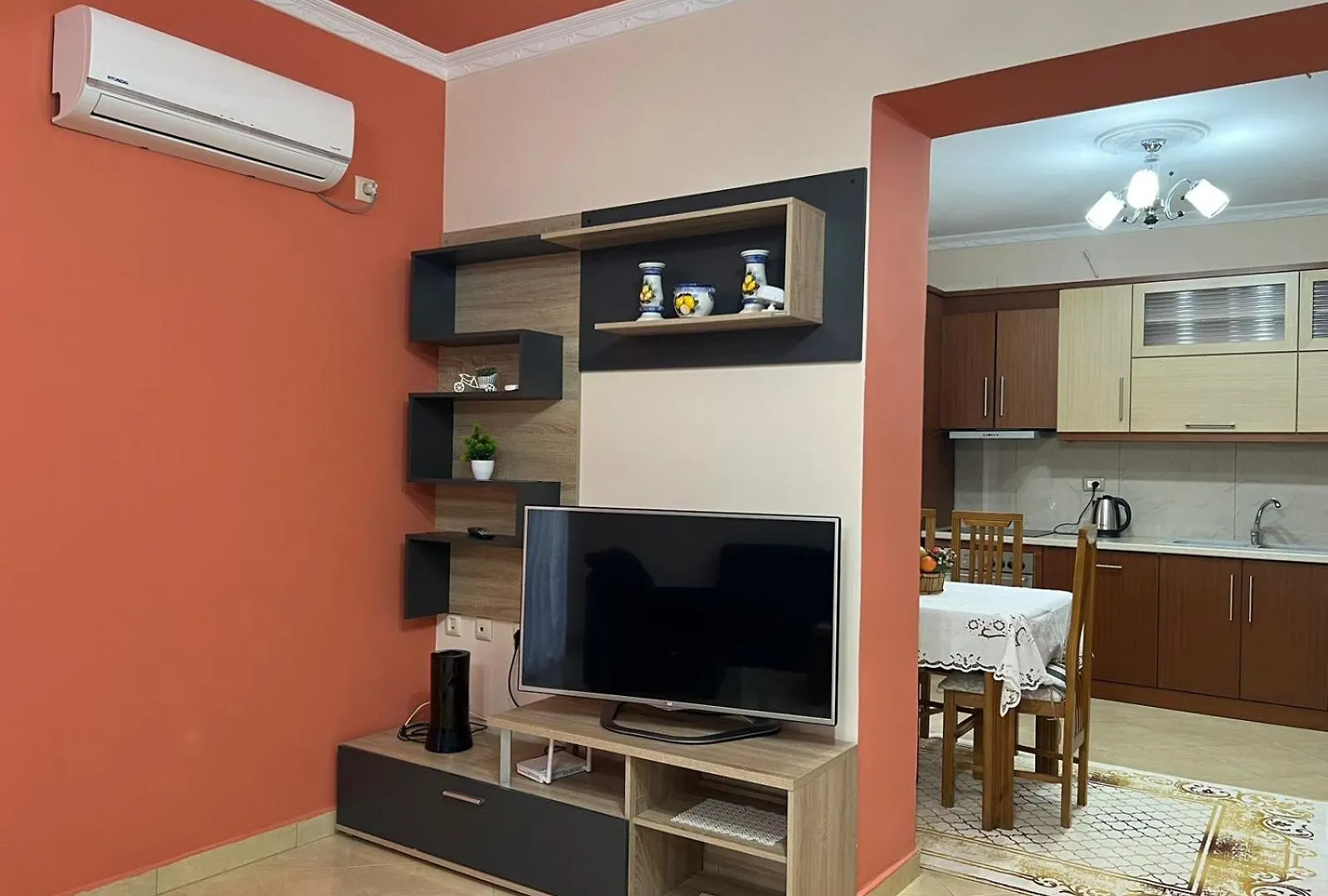 Hermes Apartment Gjirokastër