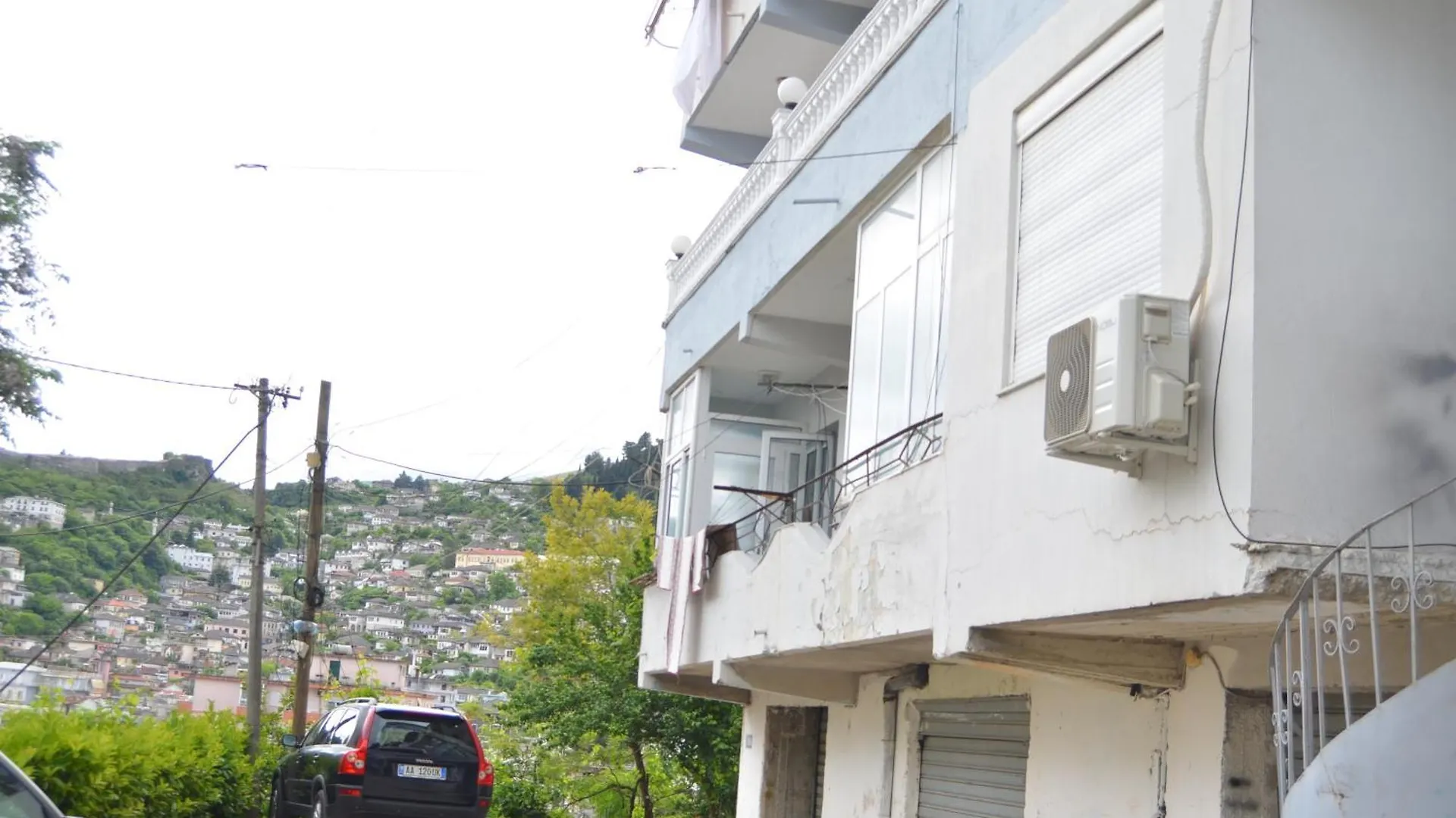 Hermes Apartment Gjirokastër 0*,  Albanien